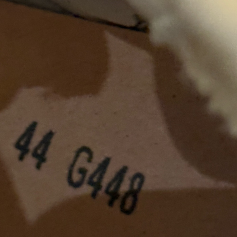 Golden Goose RARE LIMITED EDITION - #163 of #221 - Unworn Mint Condition - Picture 12 of 12